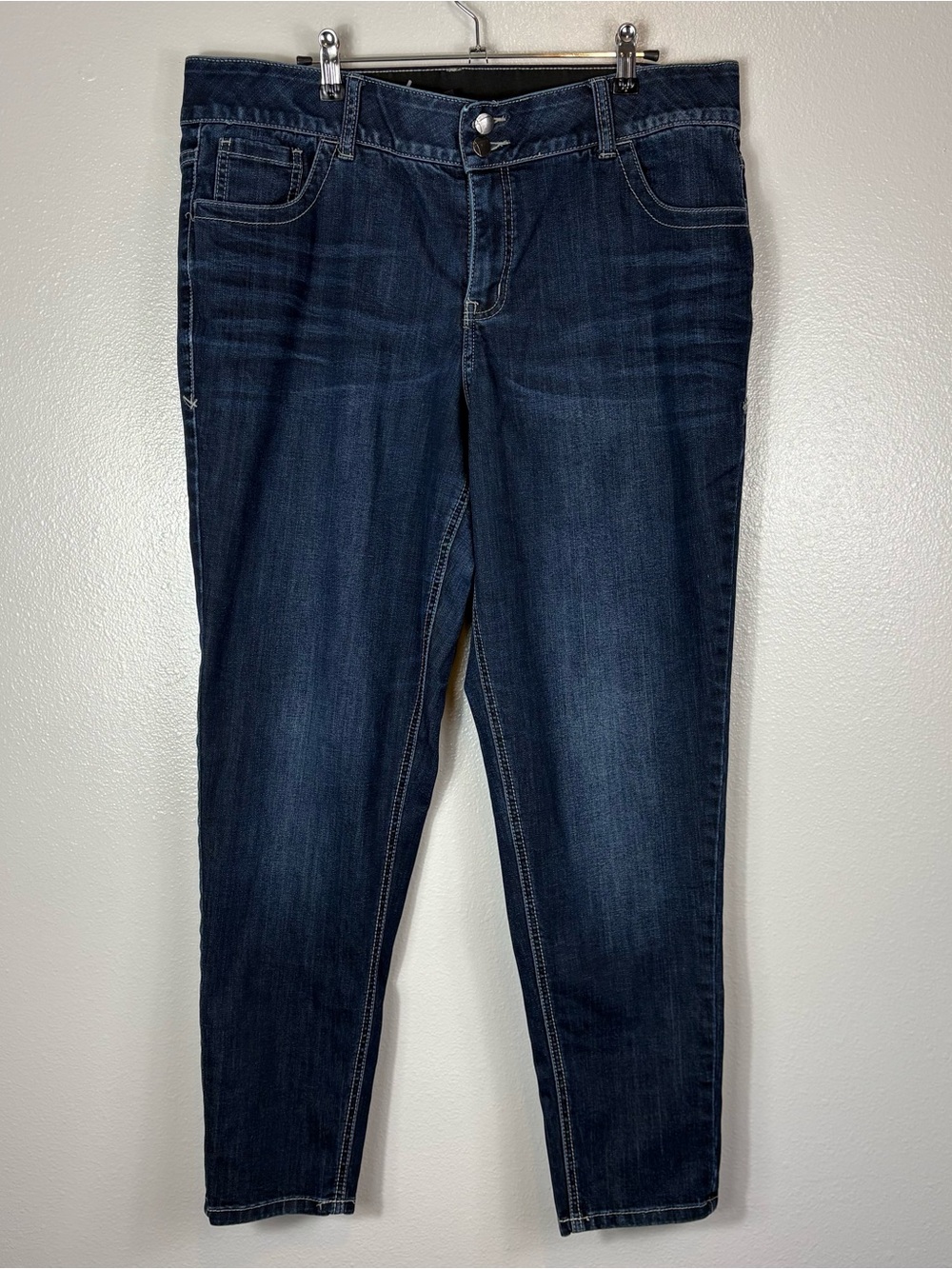Lane Bryant Skinny Jeans size 16